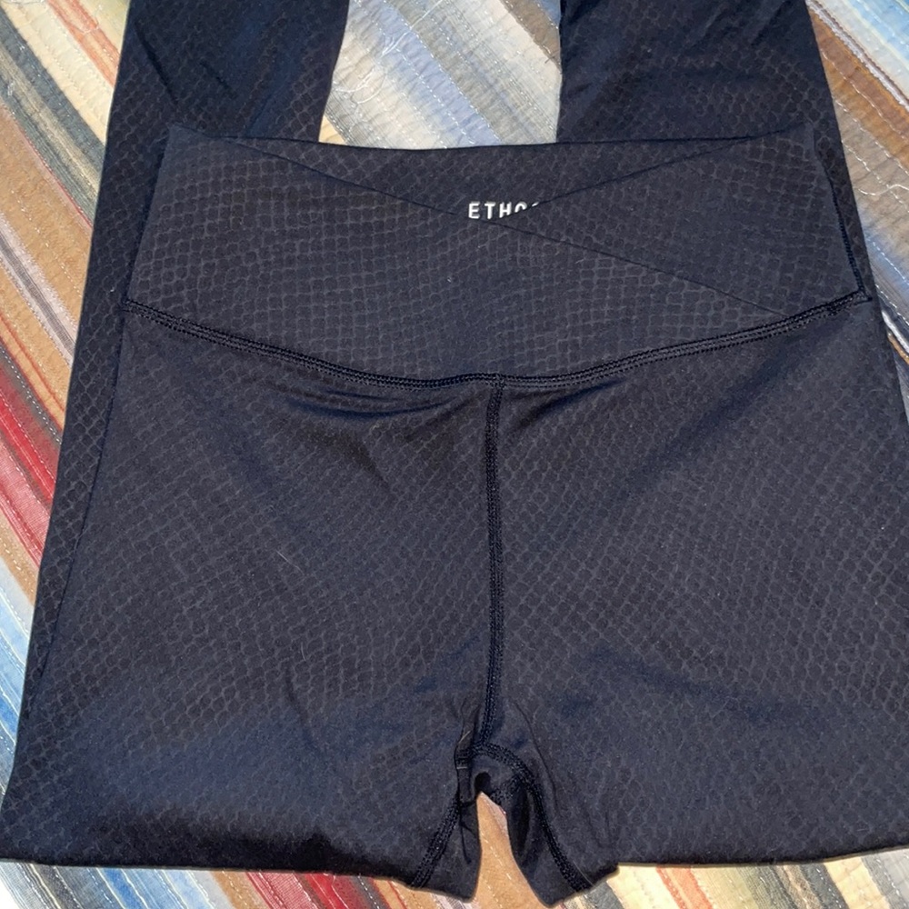 Ethos Mamba Wrap Leggings in Black